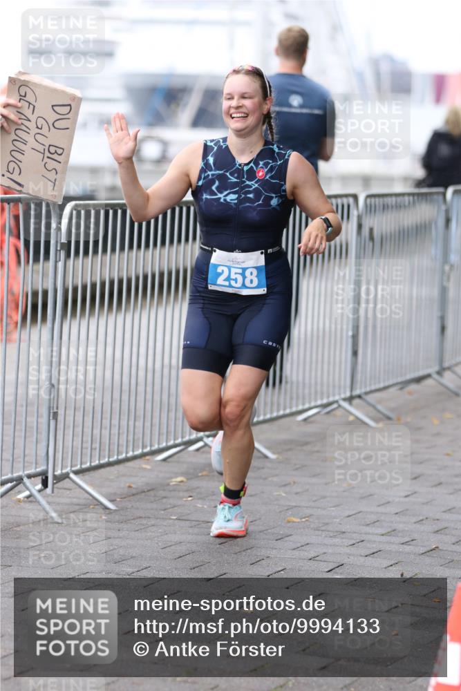 16.08.2026 - KN Förde Triathlon 2026 Antke Förster http://msf.ph/oto/9994133 16.08.2026 10:26:40 Laufen  meine-sportfotos.de