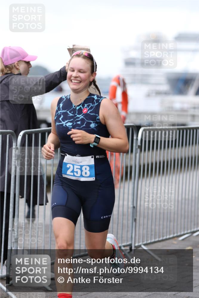 16.08.2026 - KN Förde Triathlon 2026 Antke Förster http://msf.ph/oto/9994134 16.08.2026 10:26:41 Laufen  meine-sportfotos.de