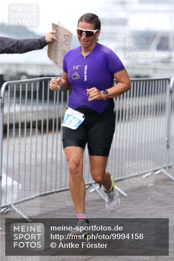 16.08.2026 - KN Förde Triathlon 2026 Antke Förster http://msf.ph/oto/9994156 16.08.2026 10:27:10 Laufen  meine-sportfotos.de