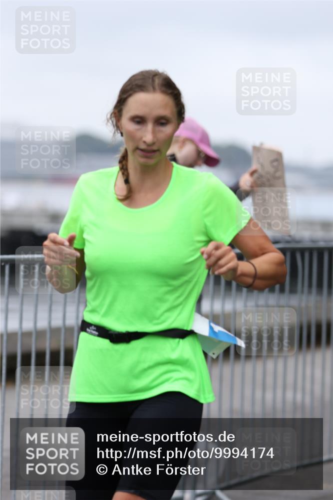 16.08.2026 - KN Förde Triathlon 2026 Antke Förster http://msf.ph/oto/9994174 16.08.2026 10:27:29 Laufen  meine-sportfotos.de