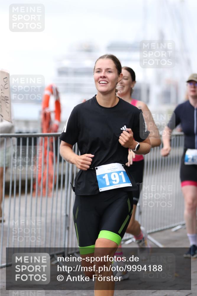 16.08.2026 - KN Förde Triathlon 2026 Antke Förster http://msf.ph/oto/9994188 16.08.2026 10:27:53 Laufen  meine-sportfotos.de