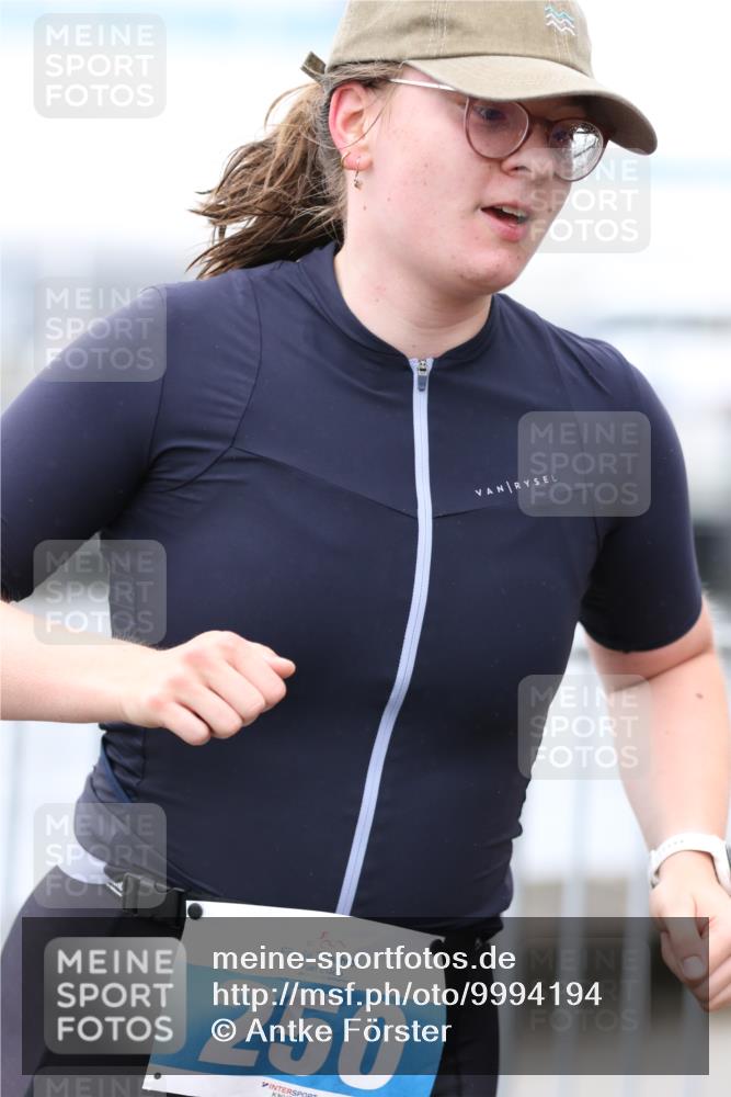 16.08.2026 - KN Förde Triathlon 2026 Antke Förster http://msf.ph/oto/9994194 16.08.2026 10:27:57 Laufen  meine-sportfotos.de