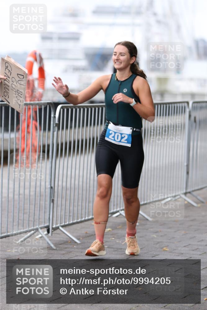 16.08.2026 - KN Förde Triathlon 2026 Antke Förster http://msf.ph/oto/9994205 16.08.2026 10:28:17 Laufen  meine-sportfotos.de