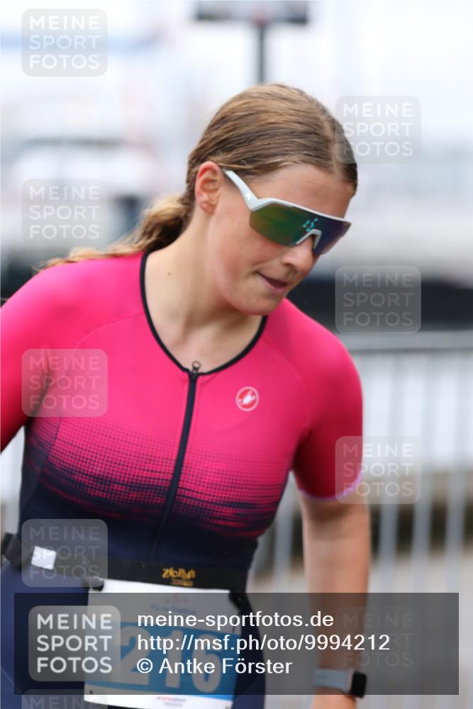 16.08.2026 - KN Förde Triathlon 2026 Antke Förster http://msf.ph/oto/9994212 16.08.2026 10:28:21 Laufen  meine-sportfotos.de