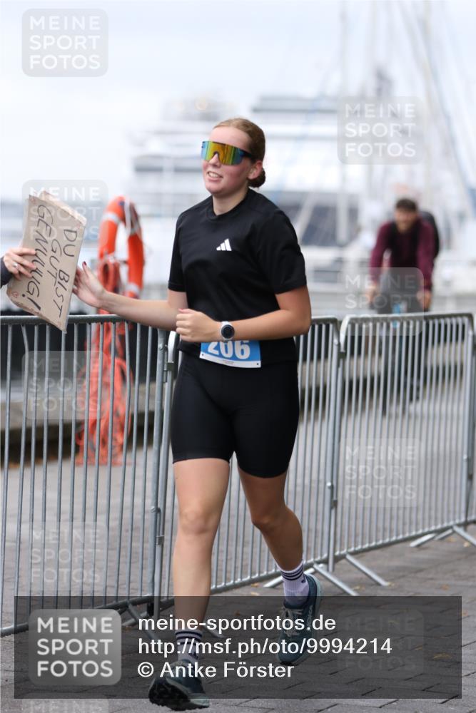 16.08.2026 - KN Förde Triathlon 2026 Antke Förster http://msf.ph/oto/9994214 16.08.2026 10:28:32 Laufen  meine-sportfotos.de
