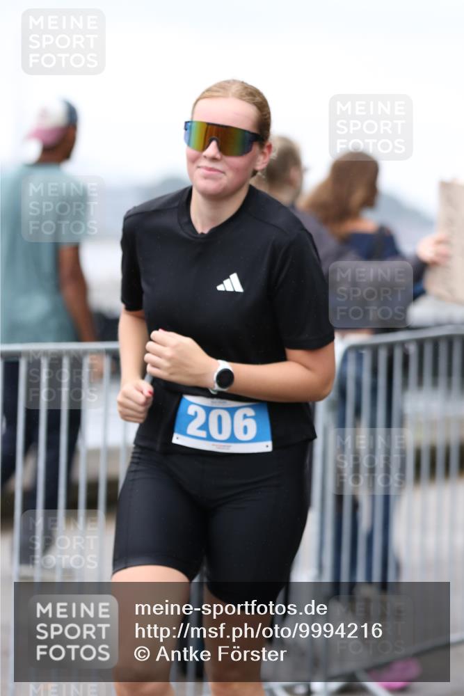 16.08.2026 - KN Förde Triathlon 2026 Antke Förster http://msf.ph/oto/9994216 16.08.2026 10:28:33 Laufen  meine-sportfotos.de