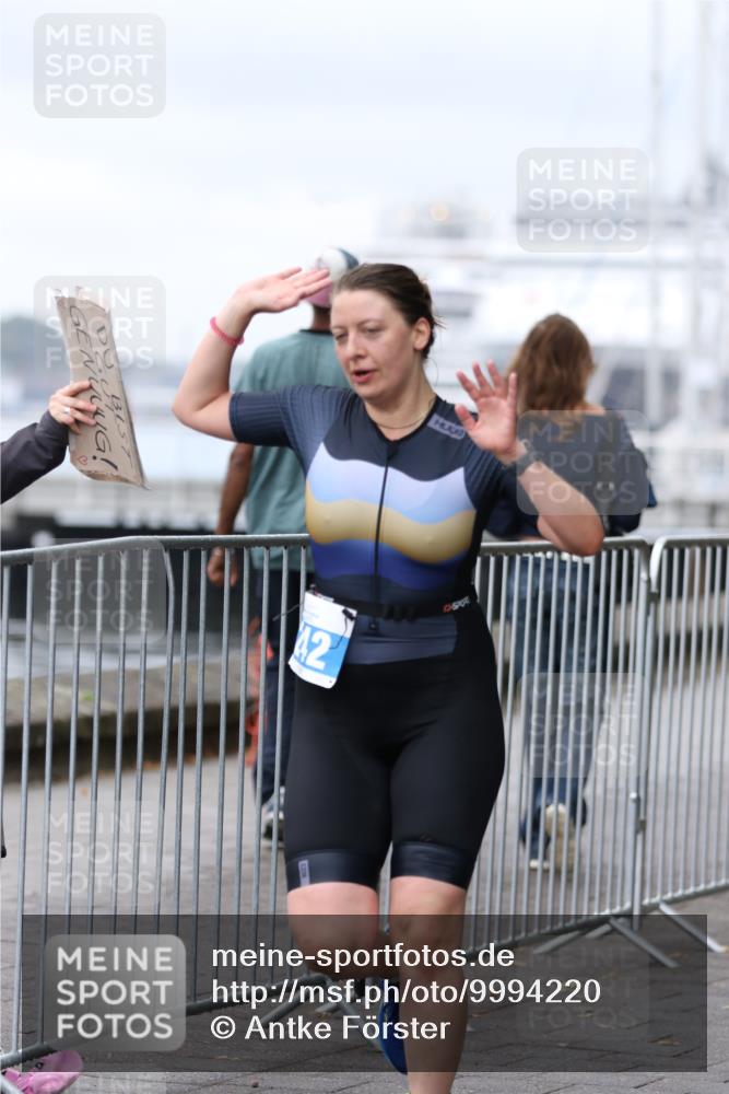 16.08.2026 - KN Förde Triathlon 2026 Antke Förster http://msf.ph/oto/9994220 16.08.2026 10:28:36 Laufen  meine-sportfotos.de