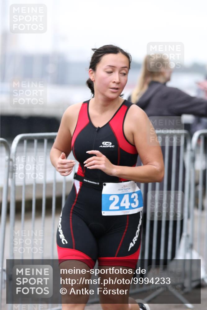 16.08.2026 - KN Förde Triathlon 2026 Antke Förster http://msf.ph/oto/9994233 16.08.2026 10:28:50 Laufen  meine-sportfotos.de