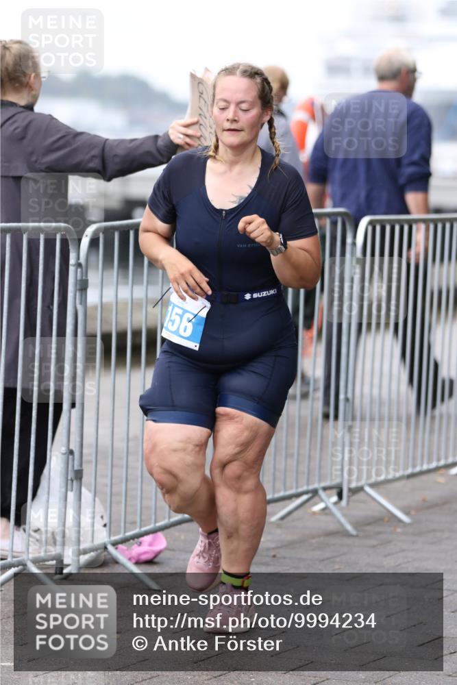 16.08.2026 - KN Förde Triathlon 2026 Antke Förster http://msf.ph/oto/9994234 16.08.2026 10:28:51 Laufen  meine-sportfotos.de
