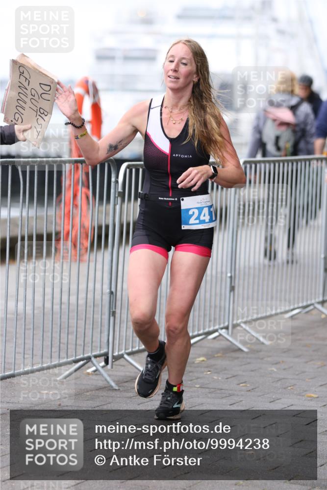 16.08.2026 - KN Förde Triathlon 2026 Antke Förster http://msf.ph/oto/9994238 16.08.2026 10:28:56 Laufen  meine-sportfotos.de
