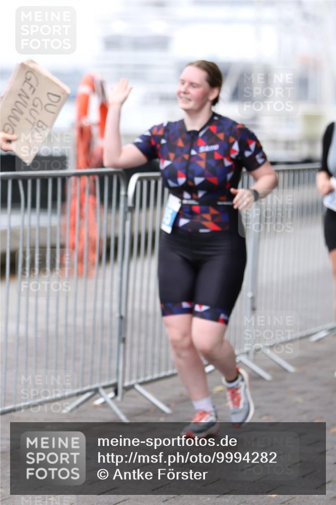 16.08.2026 - KN Förde Triathlon 2026 Antke Förster http://msf.ph/oto/9994282 16.08.2026 10:30:07 Laufen  meine-sportfotos.de