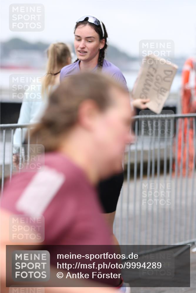 16.08.2026 - KN Förde Triathlon 2026 Antke Förster http://msf.ph/oto/9994289 16.08.2026 10:30:11 Laufen  meine-sportfotos.de
