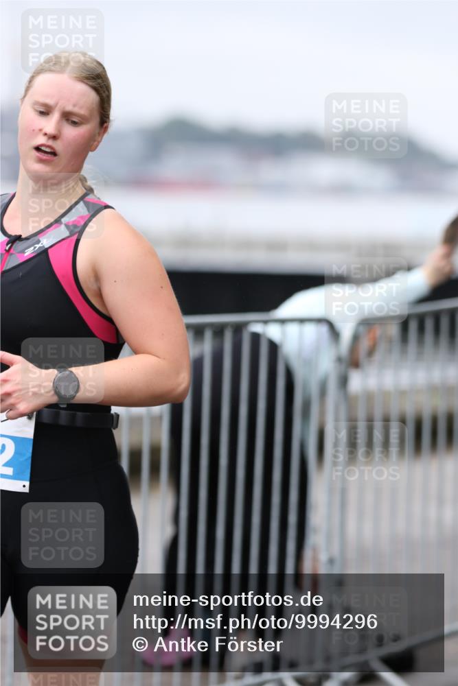 16.08.2026 - KN Förde Triathlon 2026 Antke Förster http://msf.ph/oto/9994296 16.08.2026 10:30:19 Laufen  meine-sportfotos.de