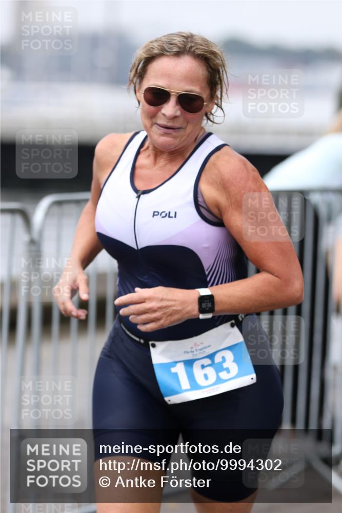 16.08.2026 - KN Förde Triathlon 2026 Antke Förster http://msf.ph/oto/9994302 16.08.2026 10:30:37 Laufen  meine-sportfotos.de