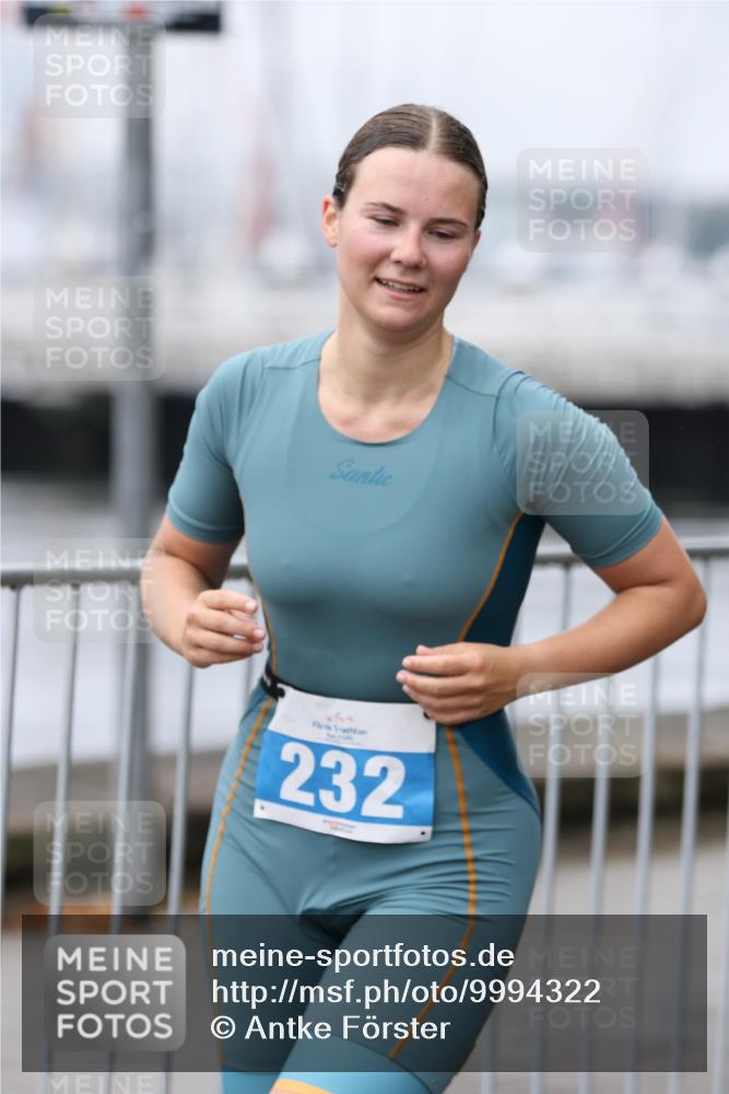 16.08.2026 - KN Förde Triathlon 2026 Antke Förster http://msf.ph/oto/9994322 16.08.2026 10:30:57 Laufen  meine-sportfotos.de