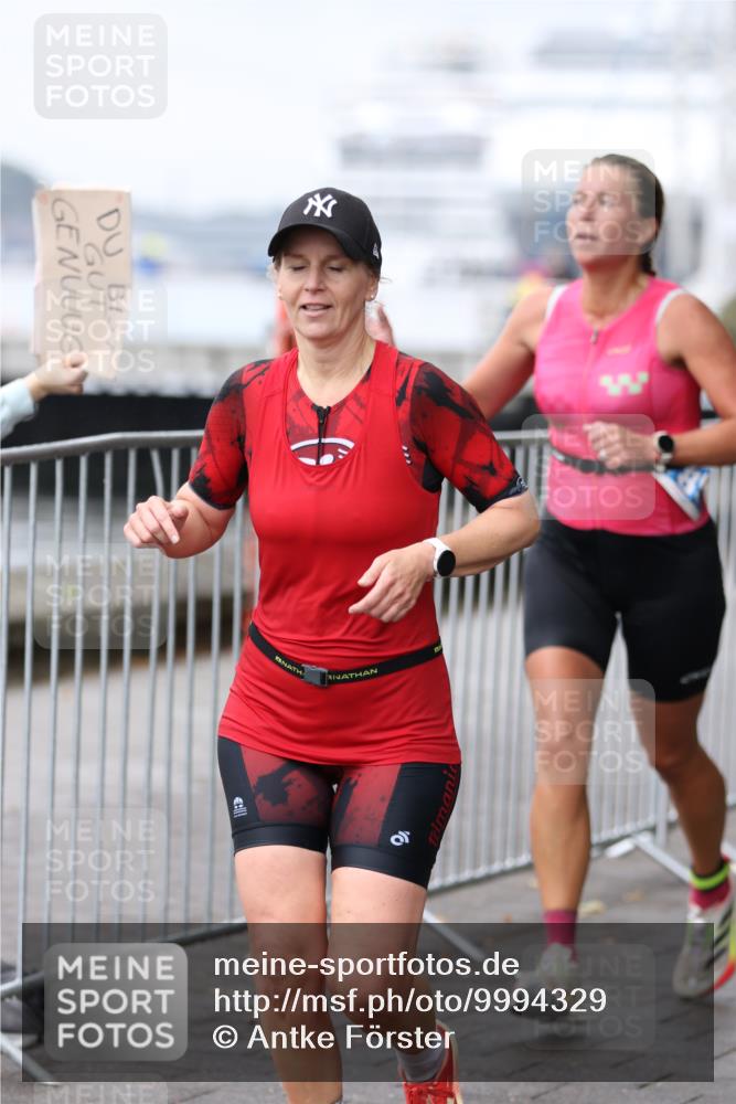 16.08.2026 - KN Förde Triathlon 2026 Antke Förster http://msf.ph/oto/9994329 16.08.2026 10:31:05 Laufen  meine-sportfotos.de