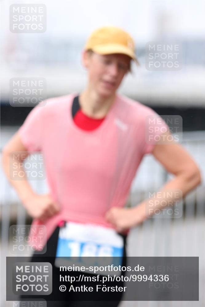 16.08.2026 - KN Förde Triathlon 2026 Antke Förster http://msf.ph/oto/9994336 16.08.2026 10:31:12 Laufen  meine-sportfotos.de
