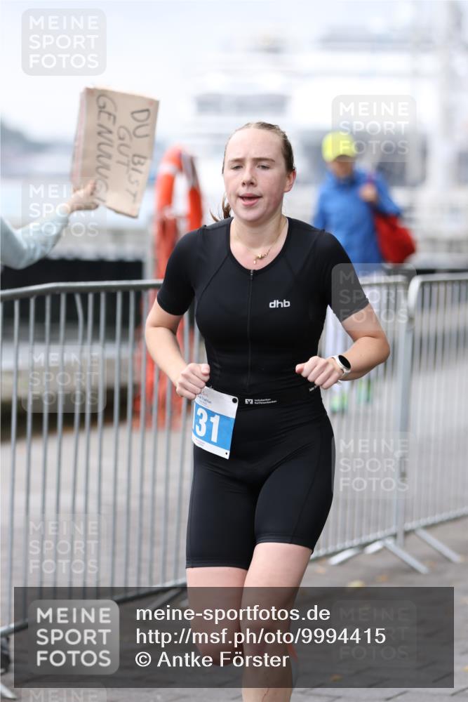 16.08.2026 - KN Förde Triathlon 2026 Antke Förster http://msf.ph/oto/9994415 16.08.2026 10:32:40 Laufen  meine-sportfotos.de