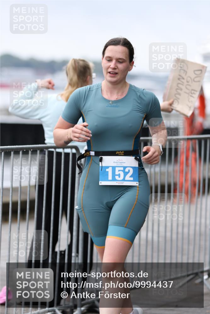 16.08.2026 - KN Förde Triathlon 2026 Antke Förster http://msf.ph/oto/9994437 16.08.2026 10:33:08 Laufen  meine-sportfotos.de