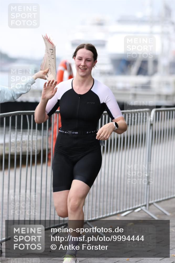 16.08.2026 - KN Förde Triathlon 2026 Antke Förster http://msf.ph/oto/9994444 16.08.2026 10:33:16 Laufen  meine-sportfotos.de