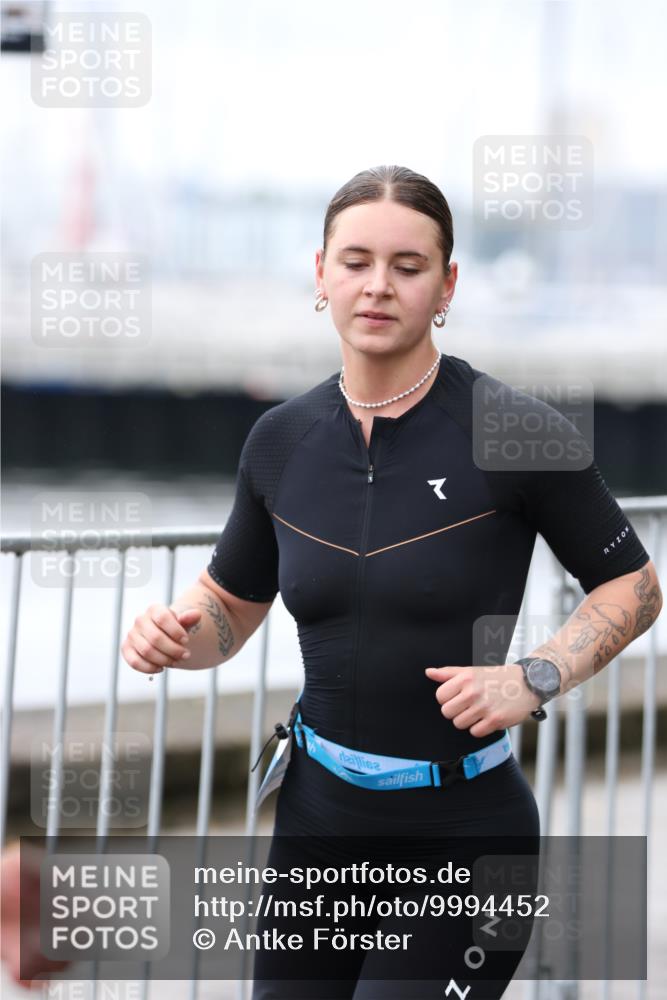 16.08.2026 - KN Förde Triathlon 2026 Antke Förster http://msf.ph/oto/9994452 16.08.2026 10:33:30 Laufen  meine-sportfotos.de