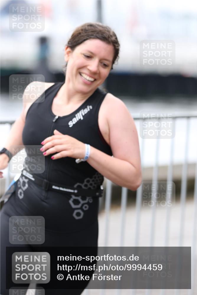 16.08.2026 - KN Förde Triathlon 2026 Antke Förster http://msf.ph/oto/9994459 16.08.2026 10:33:38 Laufen  meine-sportfotos.de