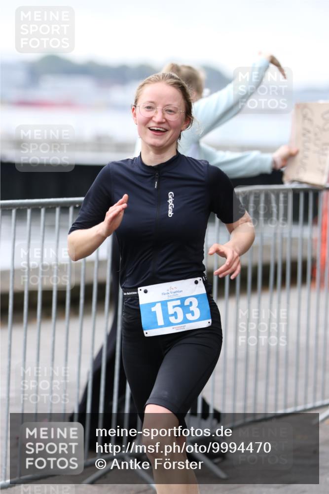 16.08.2026 - KN Förde Triathlon 2026 Antke Förster http://msf.ph/oto/9994470 16.08.2026 10:33:59 Laufen  meine-sportfotos.de