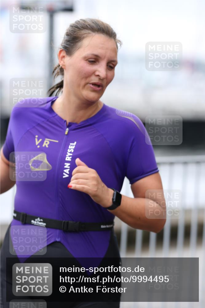 16.08.2026 - KN Förde Triathlon 2026 Antke Förster http://msf.ph/oto/9994495 16.08.2026 10:34:22 Laufen  meine-sportfotos.de