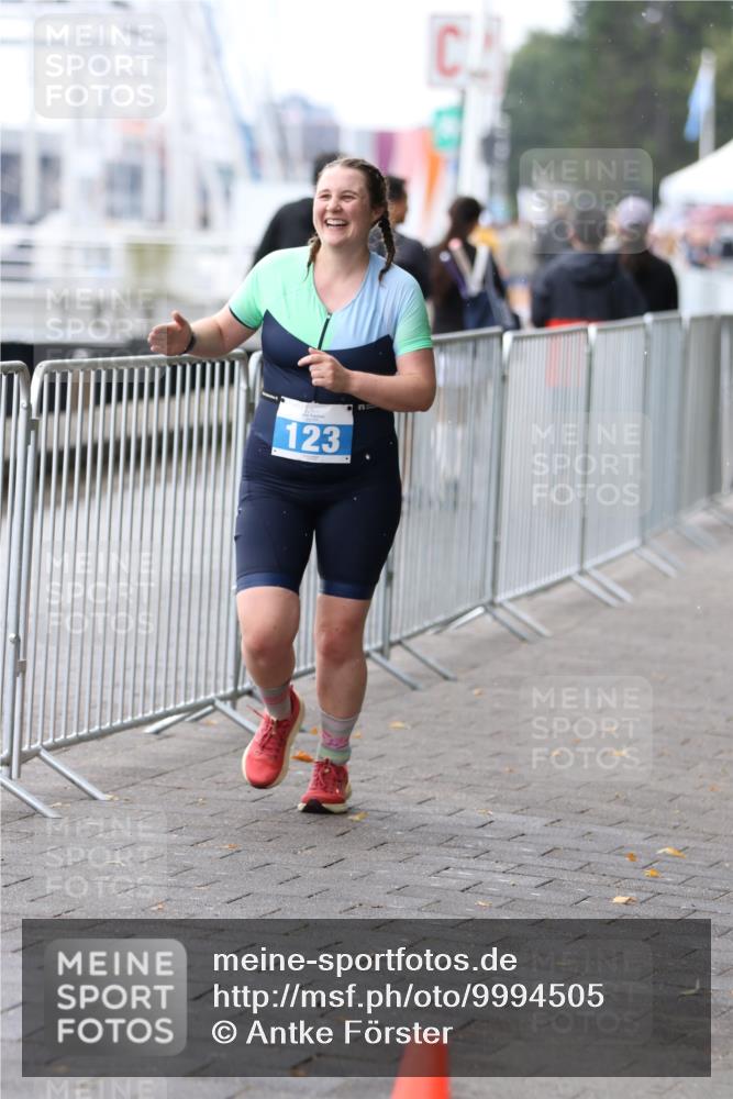 16.08.2026 - KN Förde Triathlon 2026 Antke Förster http://msf.ph/oto/9994505 16.08.2026 10:34:55 Laufen  meine-sportfotos.de