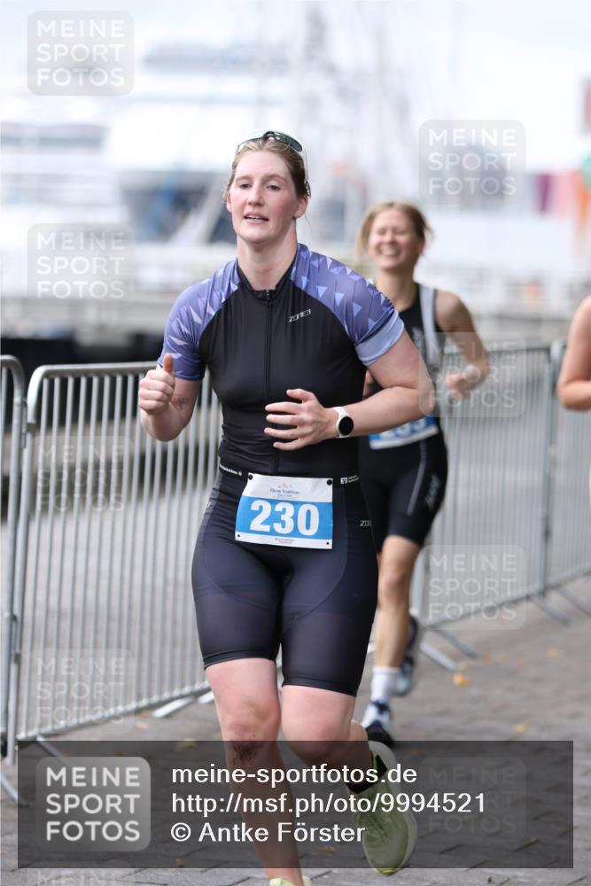 16.08.2026 - KN Förde Triathlon 2026 Antke Förster http://msf.ph/oto/9994521 16.08.2026 10:35:16 Laufen  meine-sportfotos.de