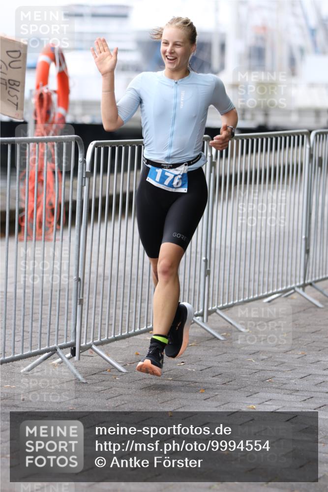 16.08.2026 - KN Förde Triathlon 2026 Antke Förster http://msf.ph/oto/9994554 16.08.2026 10:36:02 Laufen  meine-sportfotos.de