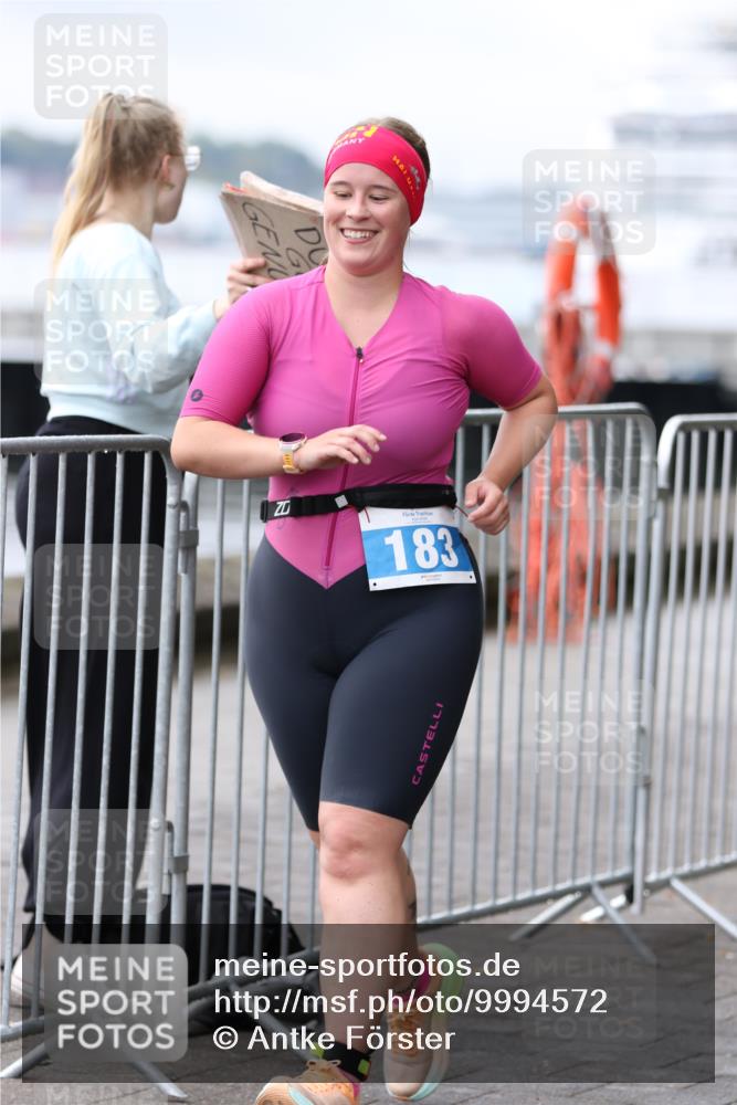 16.08.2026 - KN Förde Triathlon 2026 Antke Förster http://msf.ph/oto/9994572 16.08.2026 10:36:16 Laufen  meine-sportfotos.de