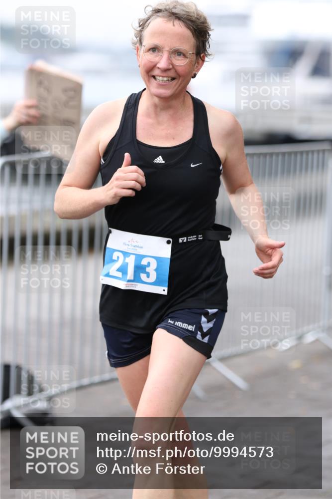 16.08.2026 - KN Förde Triathlon 2026 Antke Förster http://msf.ph/oto/9994573 16.08.2026 10:36:17 Laufen  meine-sportfotos.de
