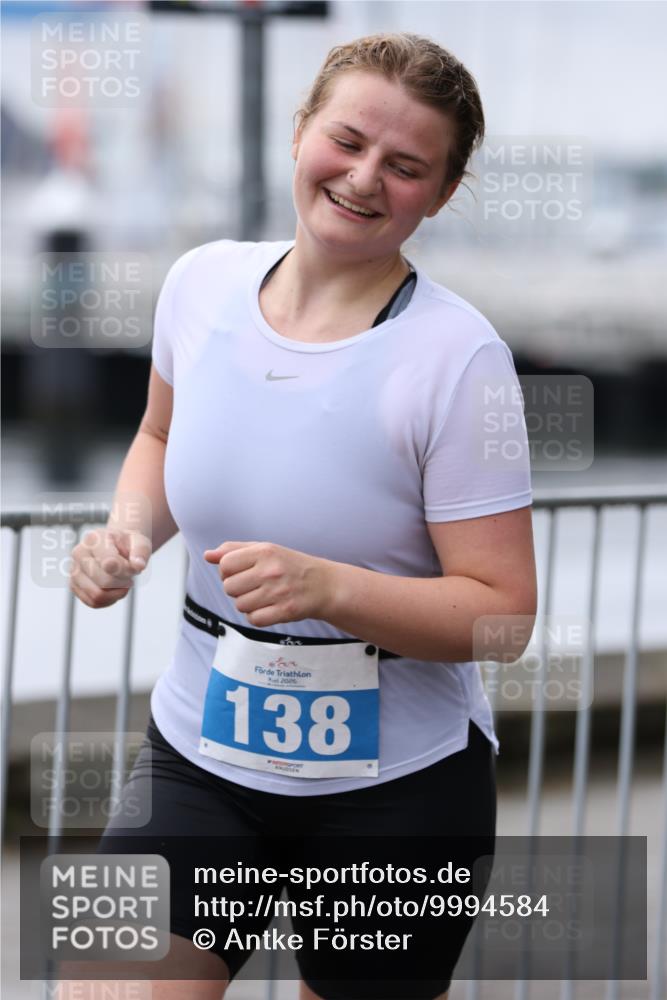16.08.2026 - KN Förde Triathlon 2026 Antke Förster http://msf.ph/oto/9994584 16.08.2026 10:36:42 Laufen  meine-sportfotos.de