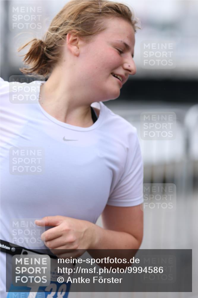 16.08.2026 - KN Förde Triathlon 2026 Antke Förster http://msf.ph/oto/9994586 16.08.2026 10:36:43 Laufen  meine-sportfotos.de