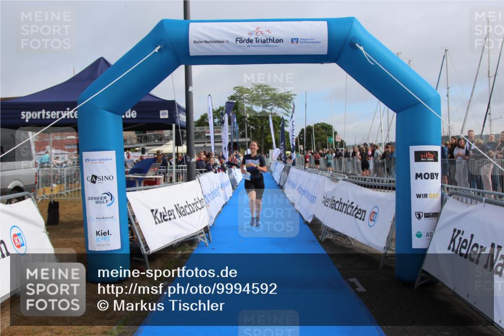 16.08.2026 - KN Förde Triathlon 2026 Markus Tischler http://msf.ph/oto/9994592 16.08.2026 10:40:18 Ziel 242, 242 meine-sportfotos.de