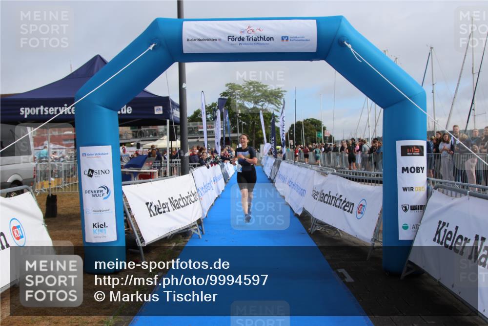 16.08.2026 - KN Förde Triathlon 2026 Markus Tischler http://msf.ph/oto/9994597 16.08.2026 10:40:19 Ziel 242, 242 meine-sportfotos.de