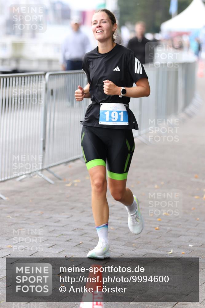 16.08.2026 - KN Förde Triathlon 2026 Antke Förster http://msf.ph/oto/9994600 16.08.2026 10:37:10 Laufen  meine-sportfotos.de