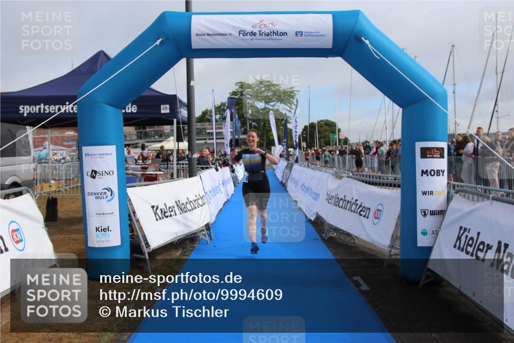 16.08.2026 - KN Förde Triathlon 2026 Markus Tischler http://msf.ph/oto/9994609 16.08.2026 10:40:19 Ziel 242, 242 meine-sportfotos.de