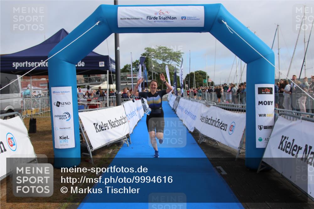 16.08.2026 - KN Förde Triathlon 2026 Markus Tischler http://msf.ph/oto/9994616 16.08.2026 10:40:20 Ziel 242, 242 meine-sportfotos.de