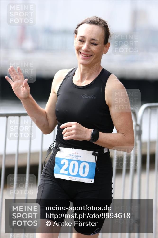 16.08.2026 - KN Förde Triathlon 2026 Antke Förster http://msf.ph/oto/9994618 16.08.2026 10:37:45 Laufen  meine-sportfotos.de