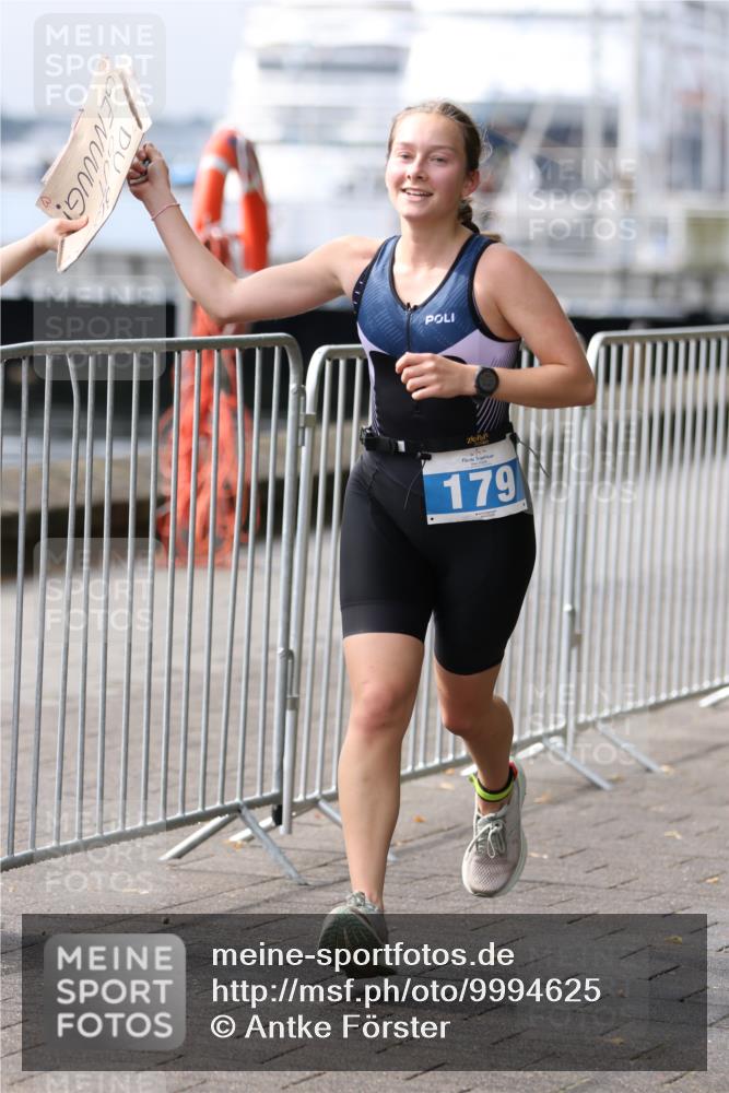 16.08.2026 - KN Förde Triathlon 2026 Antke Förster http://msf.ph/oto/9994625 16.08.2026 10:37:54 Laufen  meine-sportfotos.de