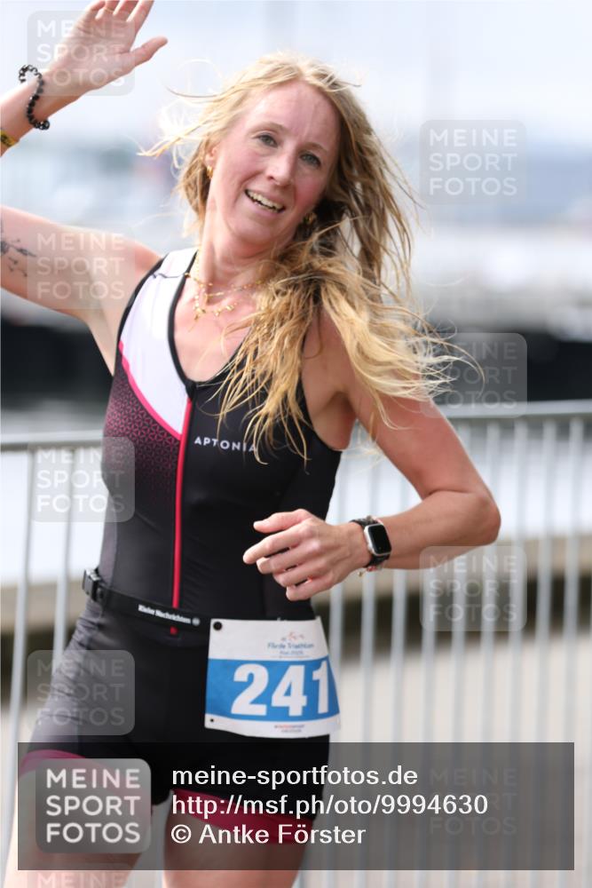 16.08.2026 - KN Förde Triathlon 2026 Antke Förster http://msf.ph/oto/9994630 16.08.2026 10:37:57 Laufen  meine-sportfotos.de