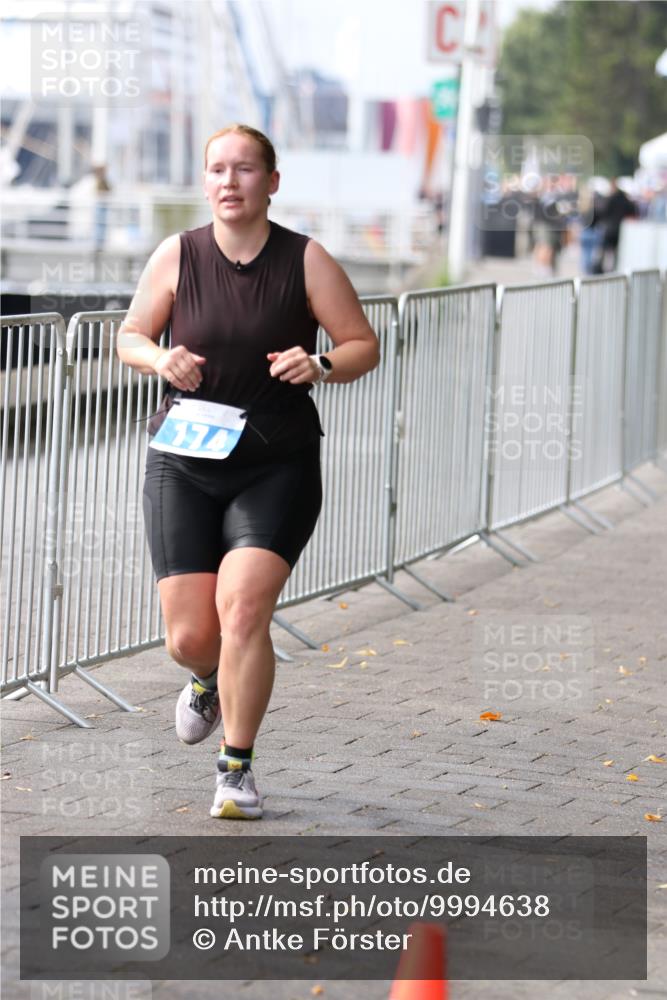 16.08.2026 - KN Förde Triathlon 2026 Antke Förster http://msf.ph/oto/9994638 16.08.2026 10:38:04 Laufen  meine-sportfotos.de