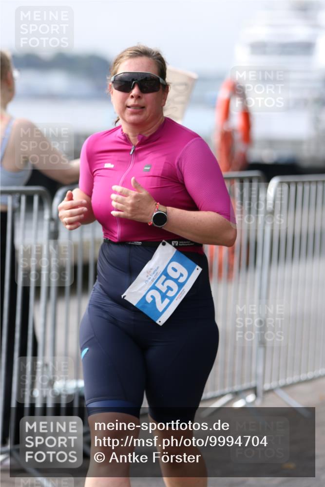 16.08.2026 - KN Förde Triathlon 2026 Antke Förster http://msf.ph/oto/9994704 16.08.2026 10:39:53 Laufen  meine-sportfotos.de