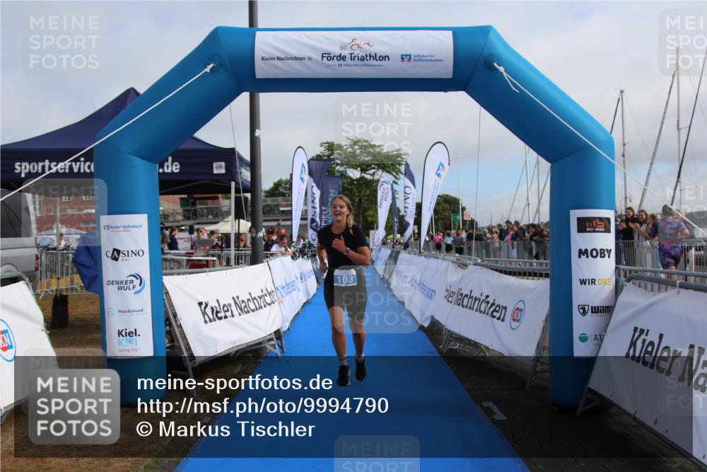 16.08.2026 - KN Förde Triathlon 2026 Markus Tischler http://msf.ph/oto/9994790 16.08.2026 10:42:36 Ziel 103, 103 meine-sportfotos.de