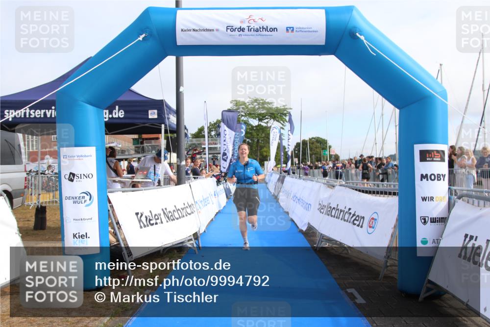 16.08.2026 - KN Förde Triathlon 2026 Markus Tischler http://msf.ph/oto/9994792 16.08.2026 10:42:51 Ziel 163, 226, 163, 226 meine-sportfotos.de