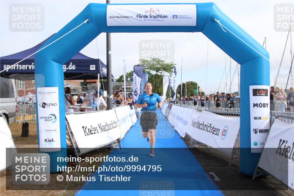 16.08.2026 - KN Förde Triathlon 2026 Markus Tischler http://msf.ph/oto/9994795 16.08.2026 10:42:51 Ziel 163, 226, 163, 226 meine-sportfotos.de
