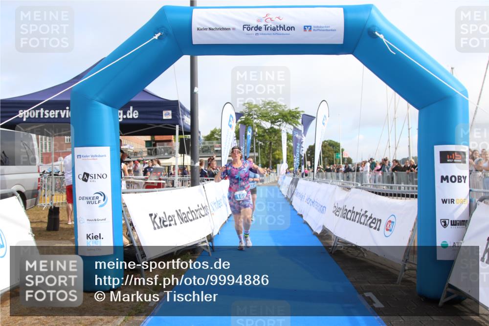 16.08.2026 - KN Förde Triathlon 2026 Markus Tischler http://msf.ph/oto/9994886 16.08.2026 10:44:52 Ziel 169, 182, 184, 169, 182, 184 meine-sportfotos.de