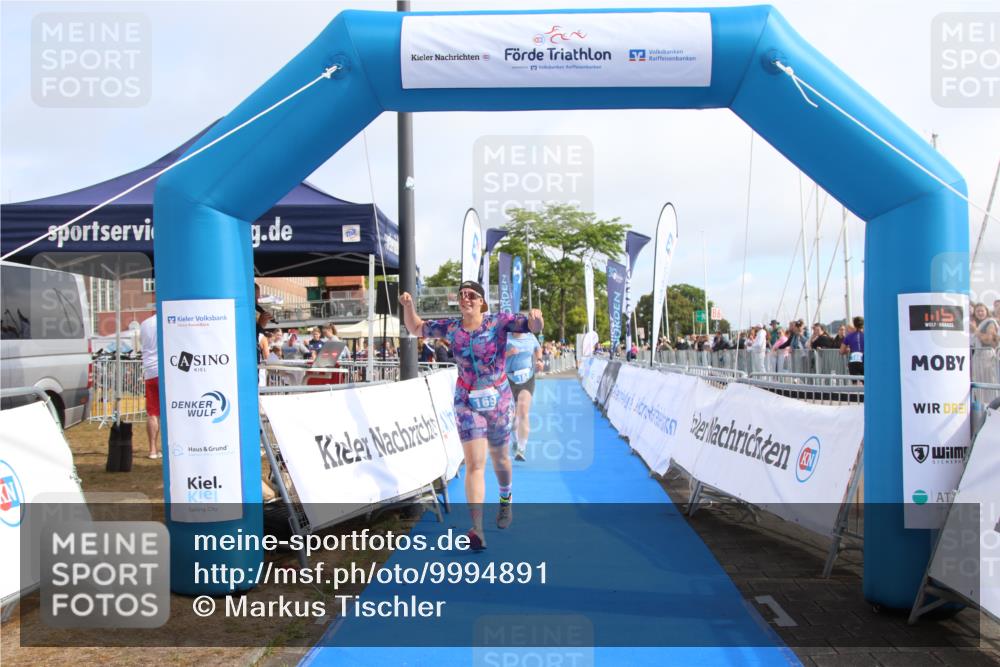 16.08.2026 - KN Förde Triathlon 2026 Markus Tischler http://msf.ph/oto/9994891 16.08.2026 10:44:53 Ziel 169, 182, 184, 169, 182, 184 meine-sportfotos.de